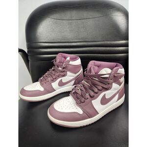 Jordan 1 'Mauve'
